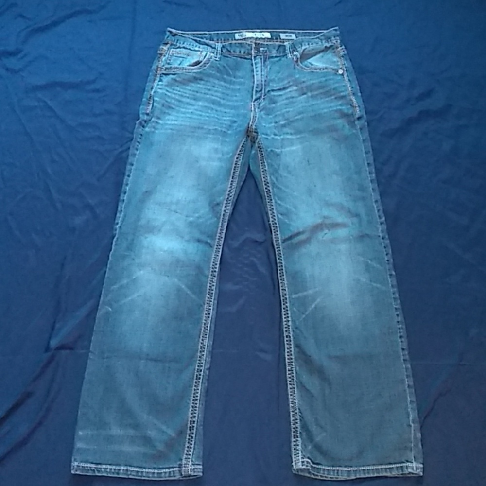 Buckle BKE Tyler Jeans 36R